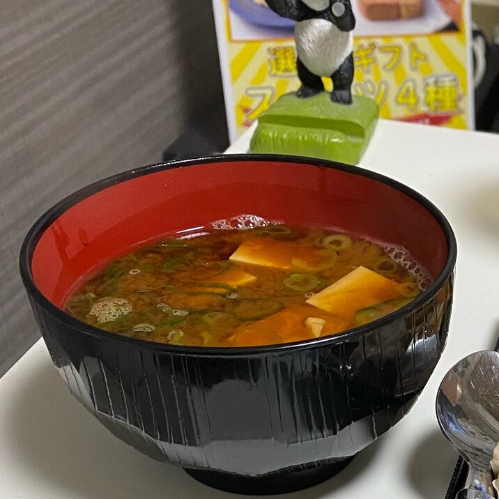 豆腐の赤だし